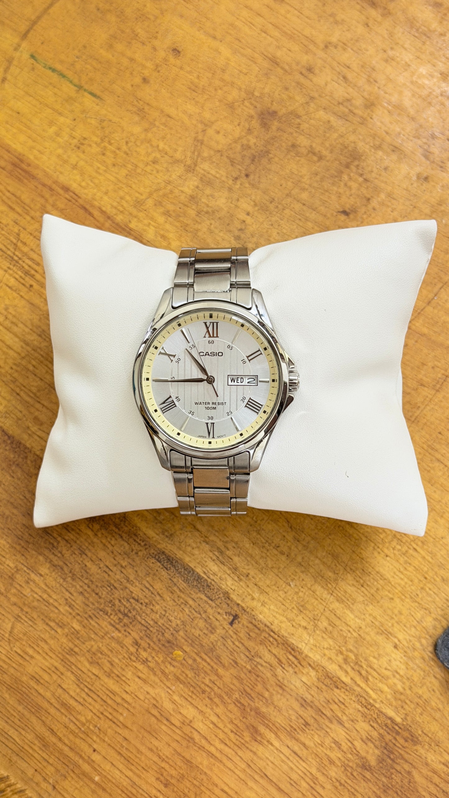 Pre Owned Casio Quartz Watch