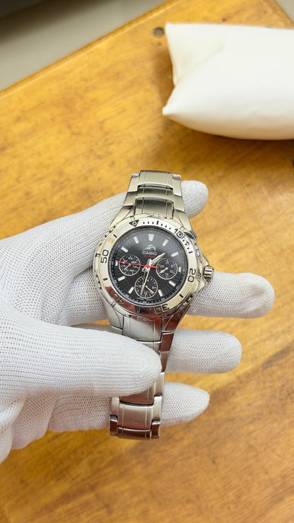 Pre Owned Casio MDV 301D