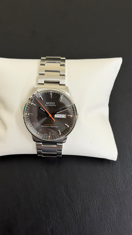 Pre Owned Mido Commander - Automatic