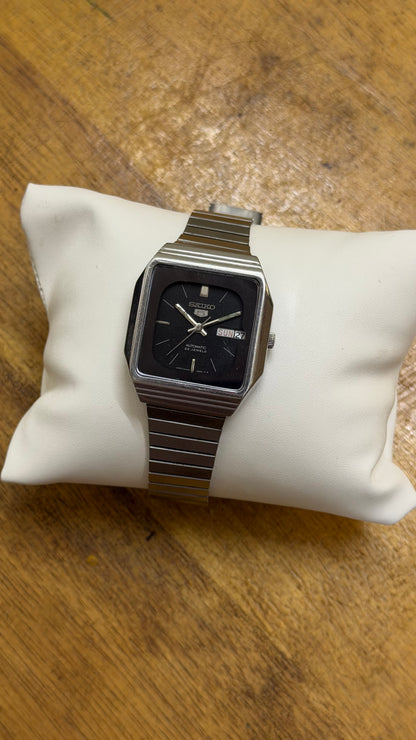 Pre Owned Vintage Seiko 5 Automatic