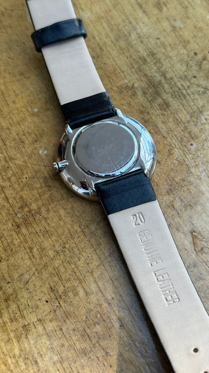 Pre Owned Unisex Alba Quartz Watch