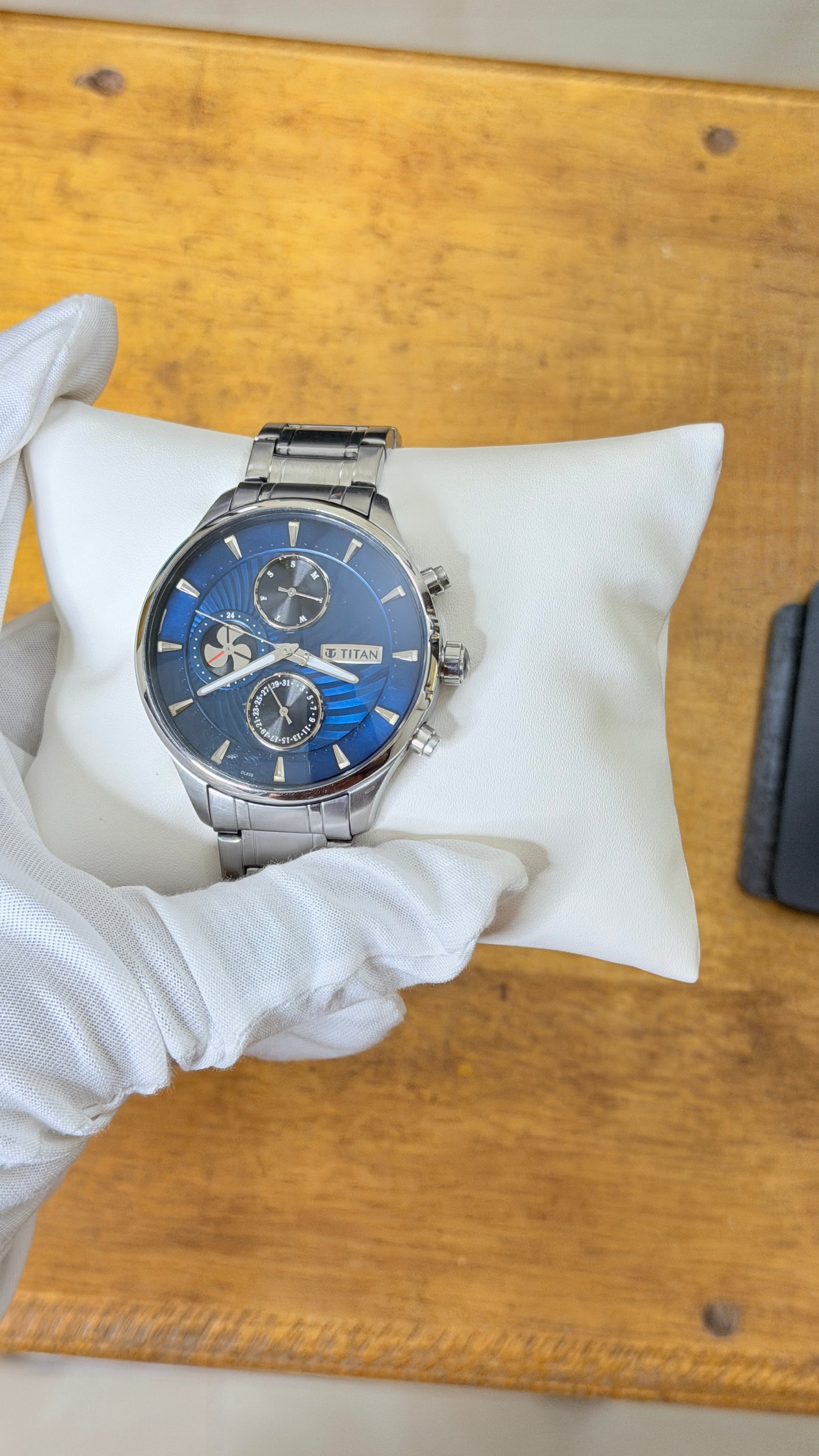Pre Owned Titan Multi Function Watch