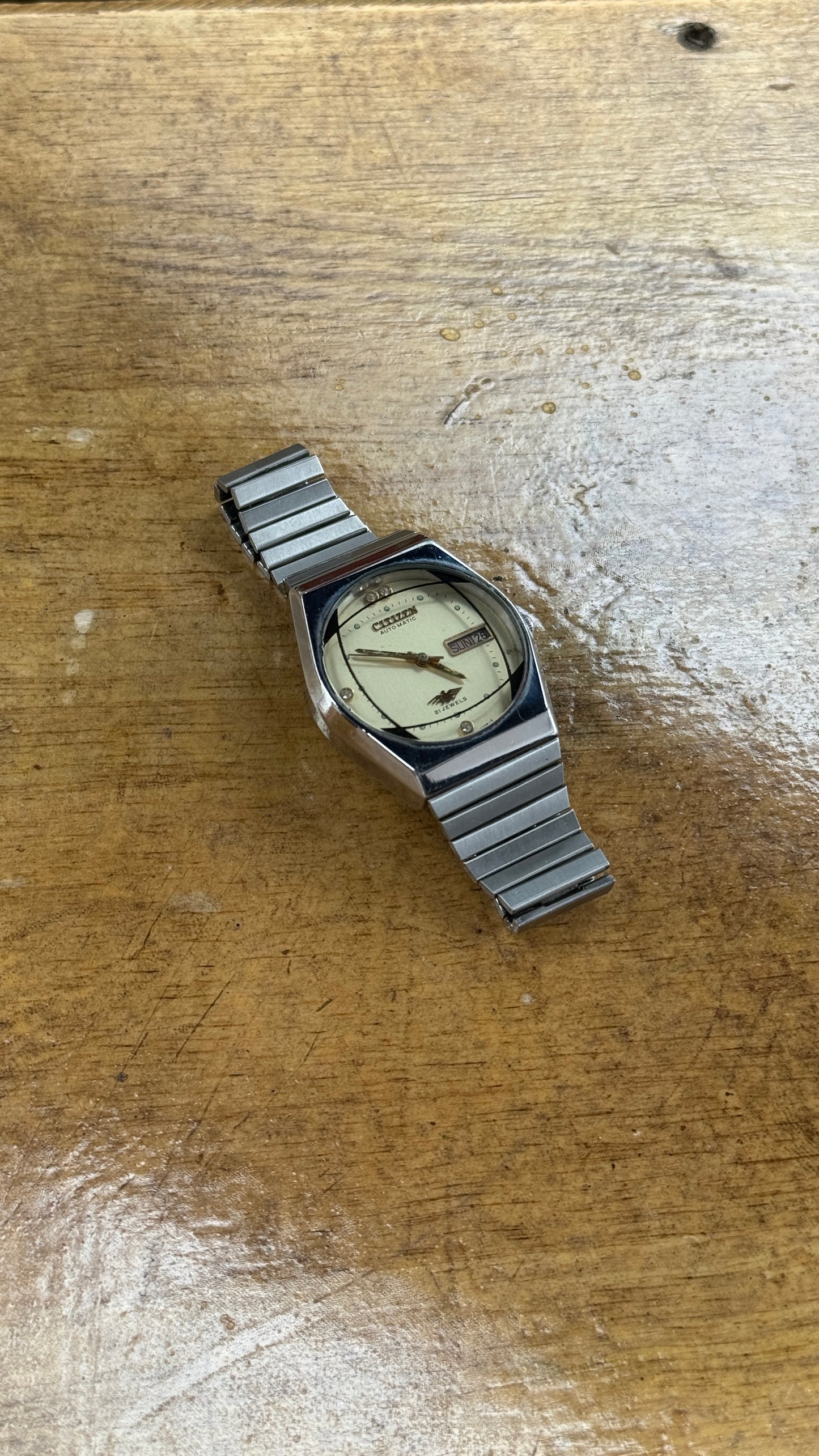 Vintage Citizen Automatic Watch - 8200 Calibre