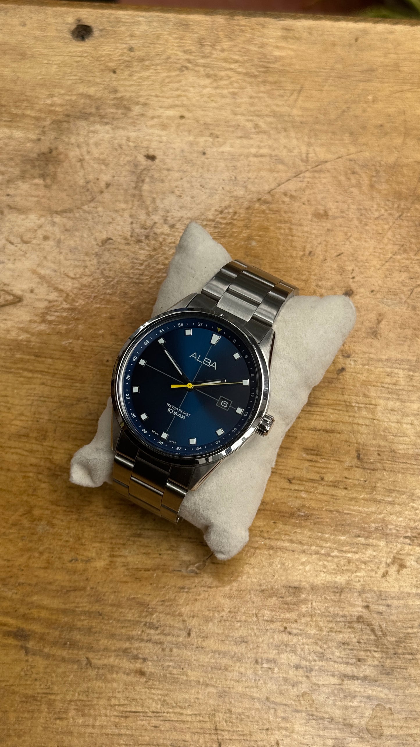 PreOwned Alba Quartz Watch