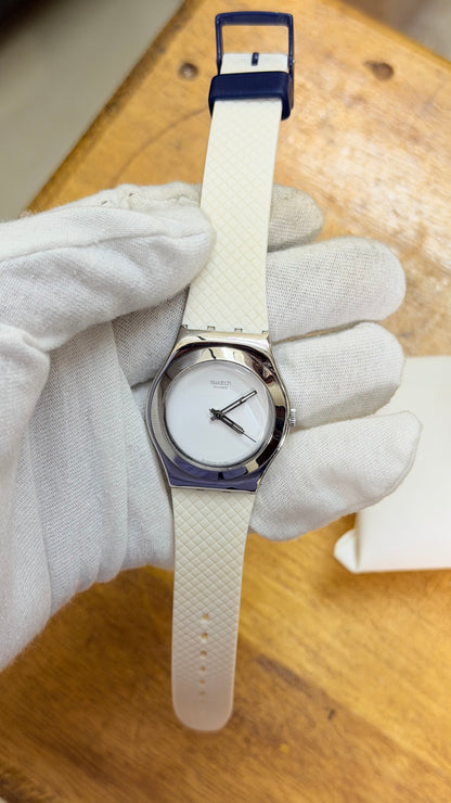 Pre Owned Swatch unisex Quartz Watch