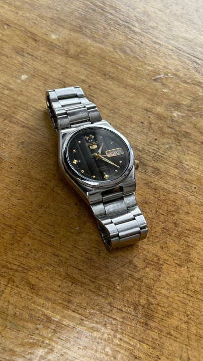 Preowned Vintage Seiko 5 Automatic