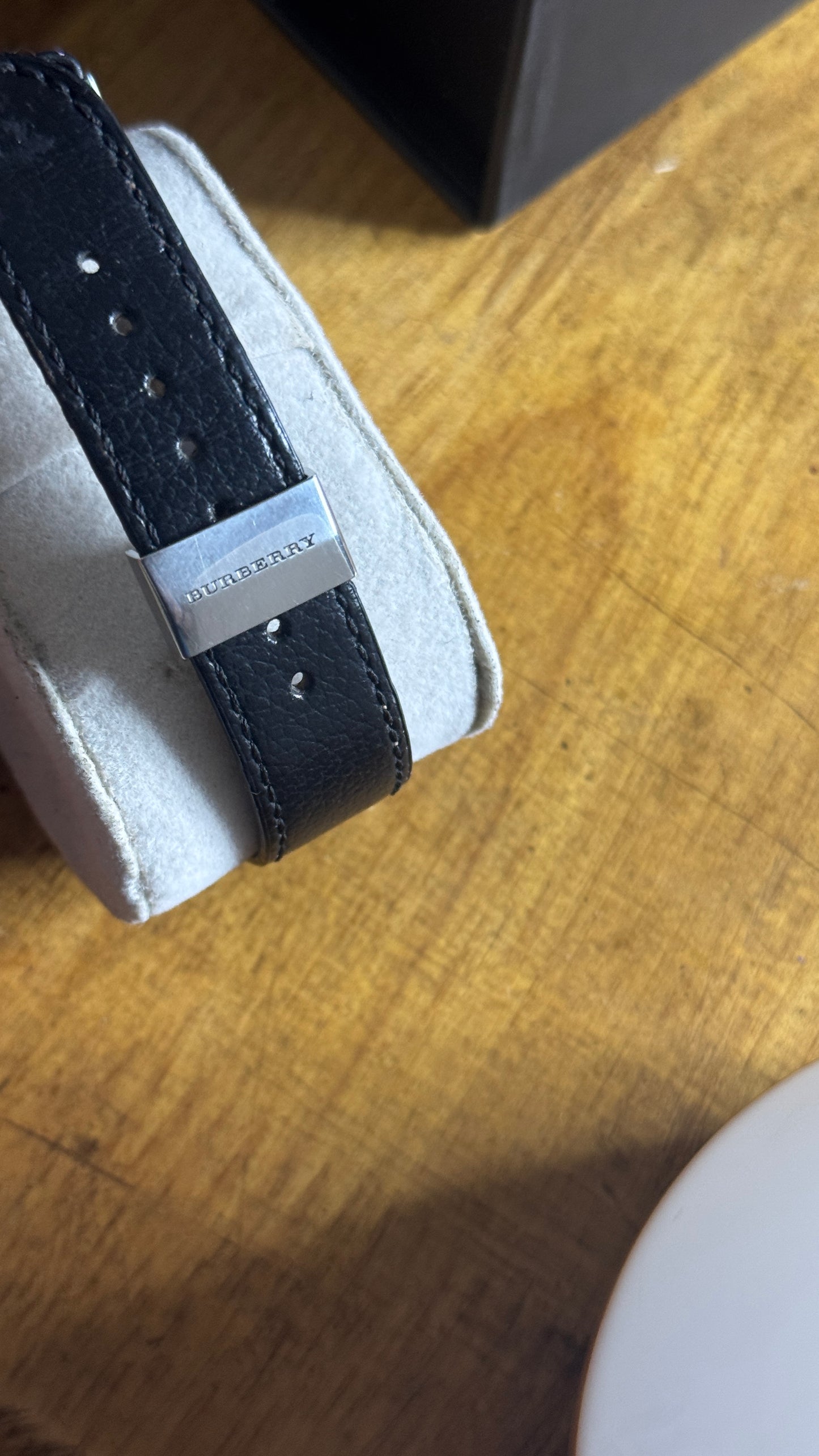 Pre Owned Unisex Burberry Watch