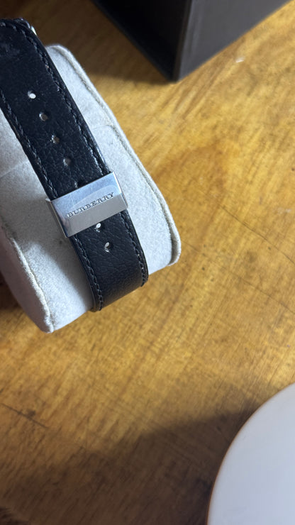 Pre Owned Unisex Burberry Watch
