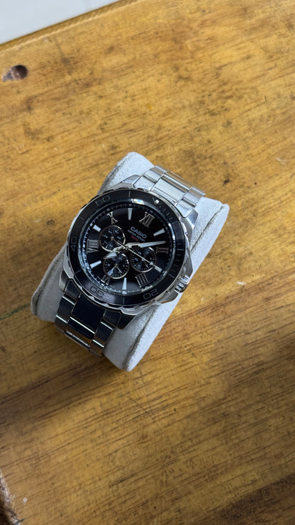 Pre Owned Casio Quartz Watch