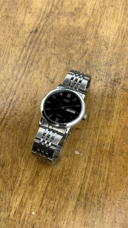 Vintage Citizen Quartz Watch - Black Dial