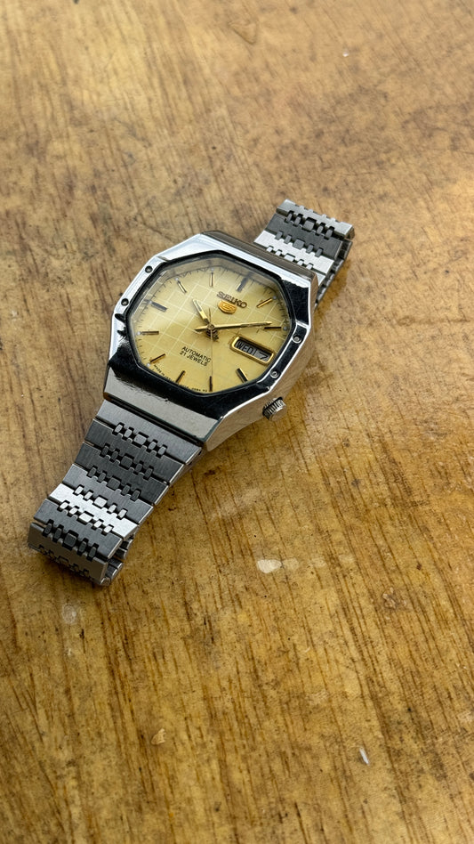 Vintage Seiko 5 Automatic