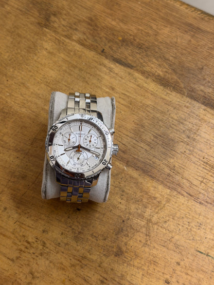 Pre Owned Tissot PRS 200 Chronograph