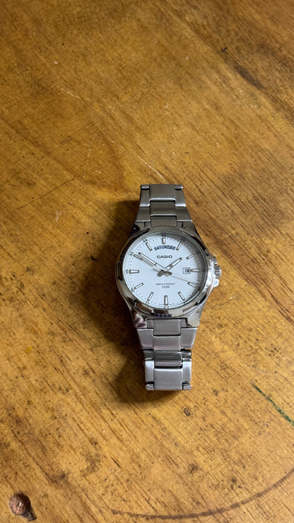 Pre Owned Casio Quartz Watch
