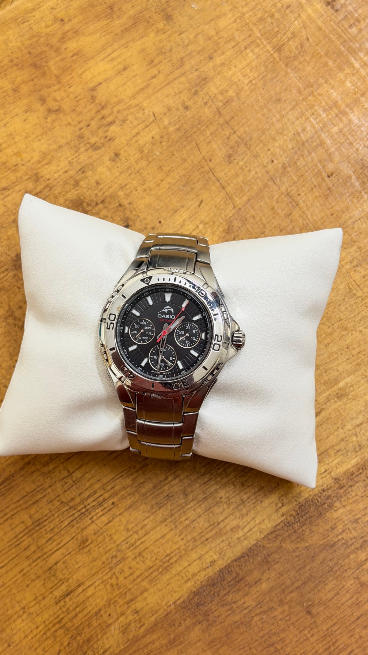 Pre Owned Casio MDV 301D