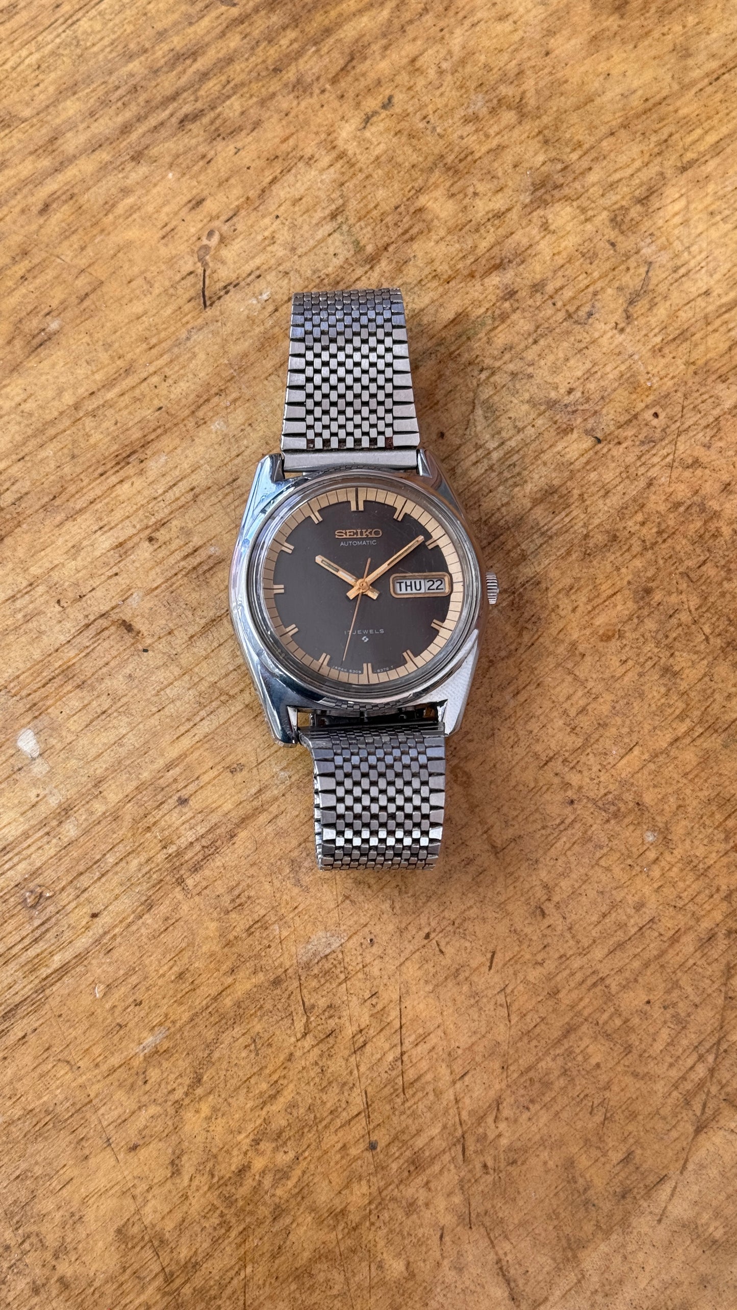 Pre Owned Vintage Seiko 5 Automatic - 1980s