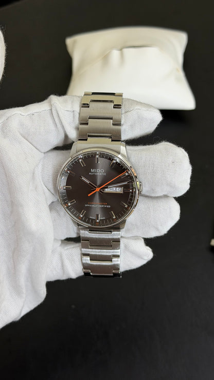 Pre Owned Mido Commander - Automatic