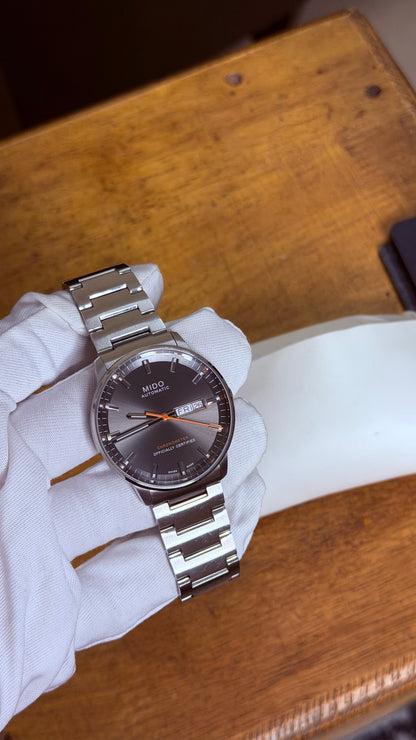Pre Owned Mido Commander - Automatic