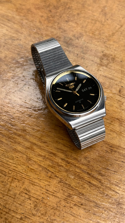 Pre Owned Vintage Seiko 5 Automatic