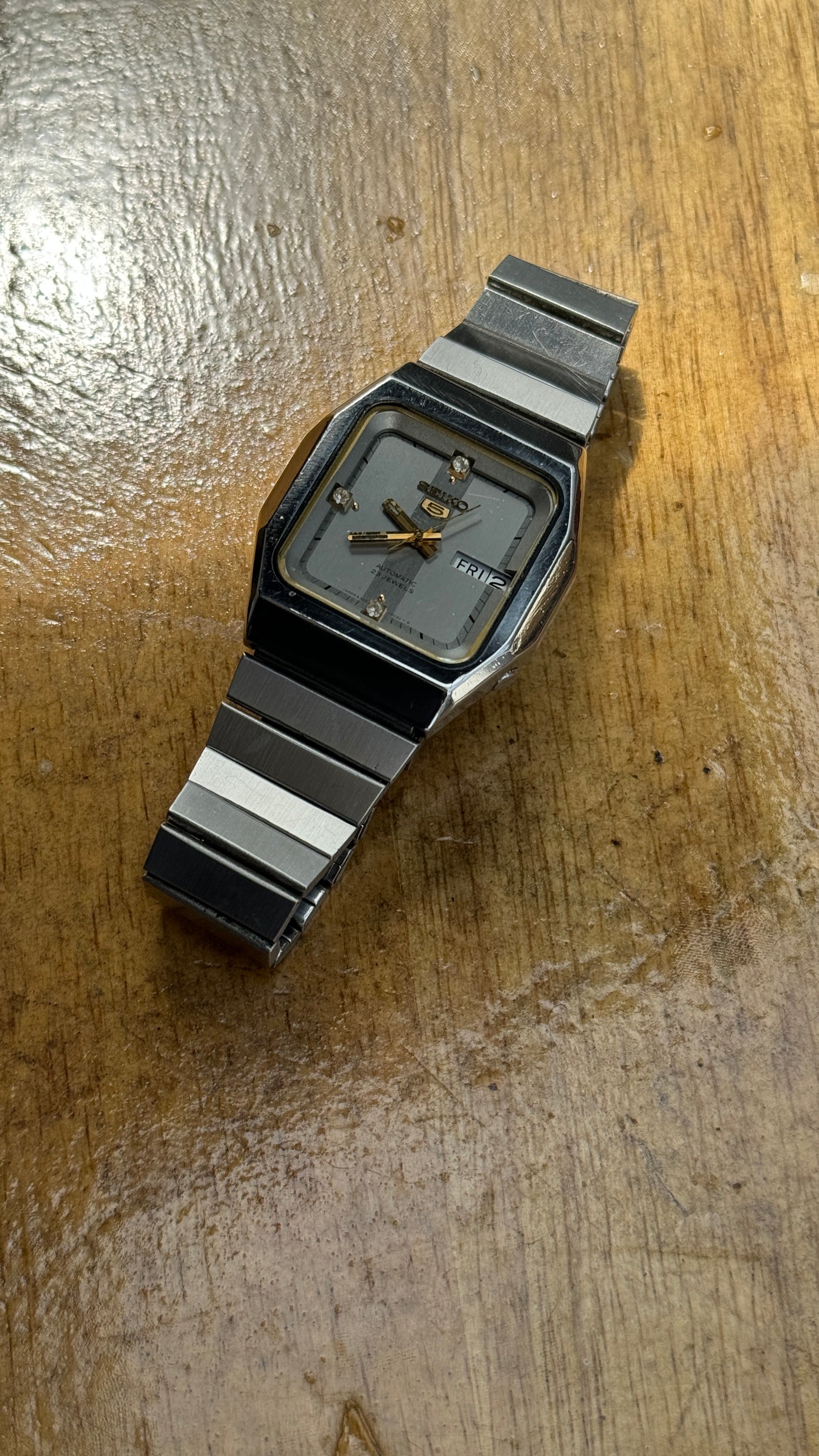 Pre Owned Vintage Seiko 5 Automatic (1980s)