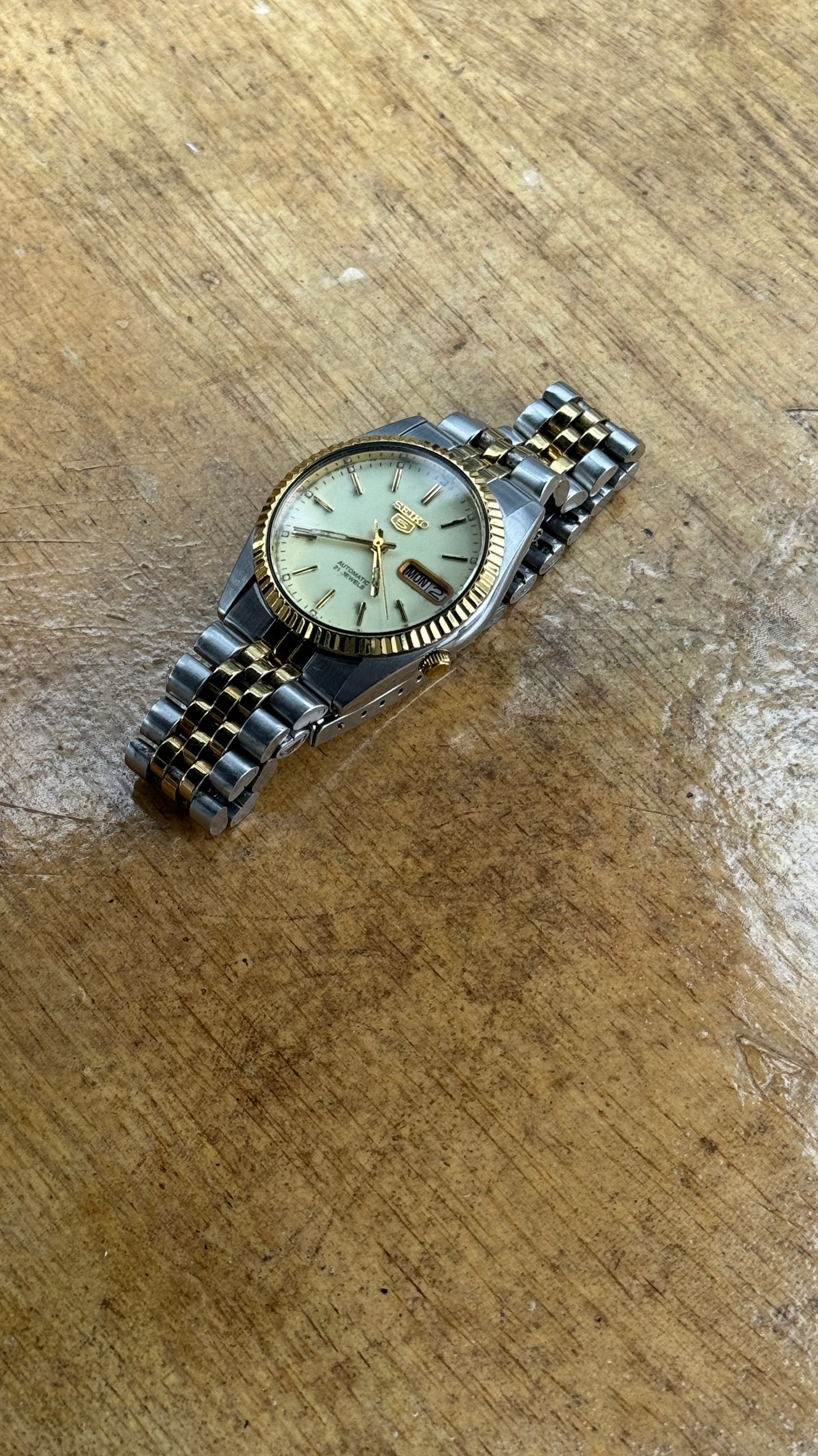 Pre Owned Vintage Seiko 5 (Full Lume Dial)