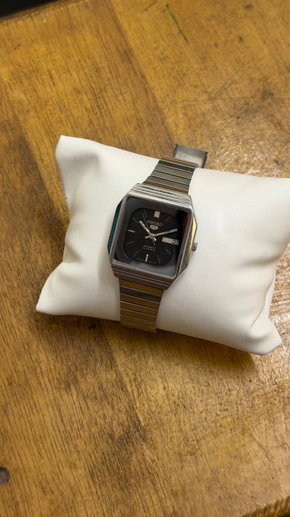 Pre Owned Vintage Seiko 5 Automatic