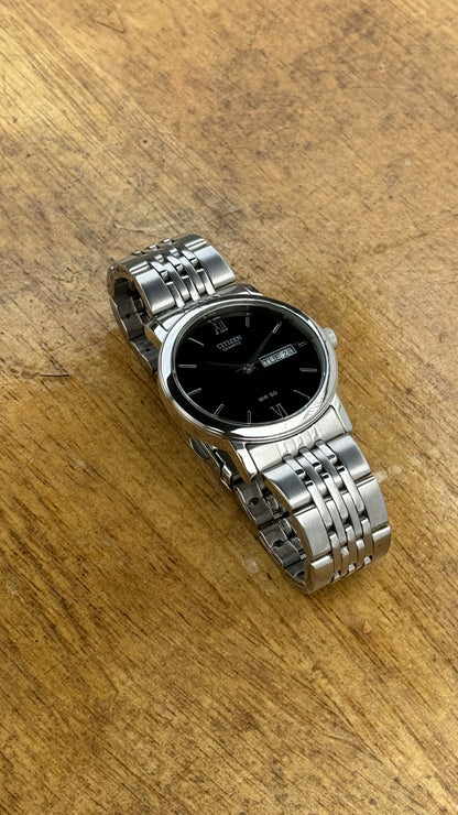 Vintage Citizen Quartz Watch - Black Dial