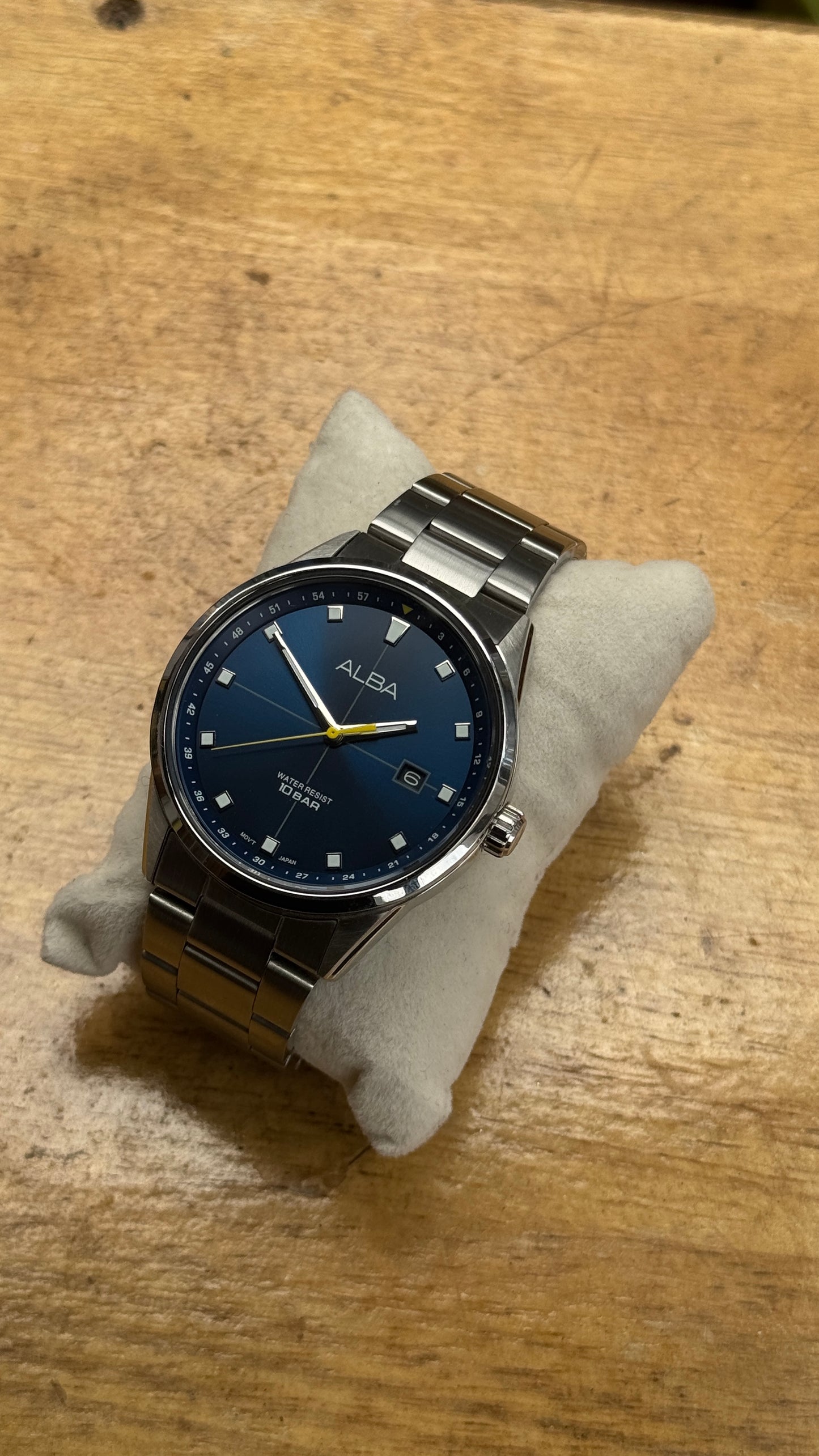 PreOwned Alba Quartz Watch