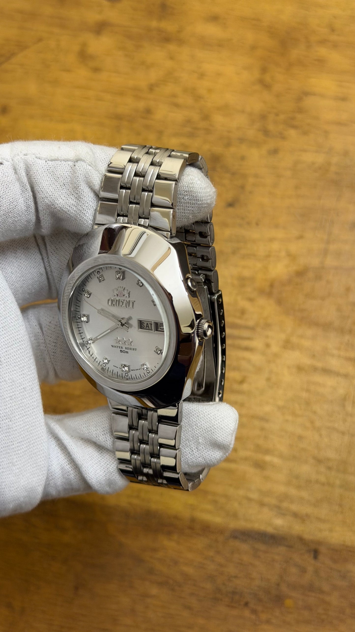 Pre Owned Vintage Orient EM70