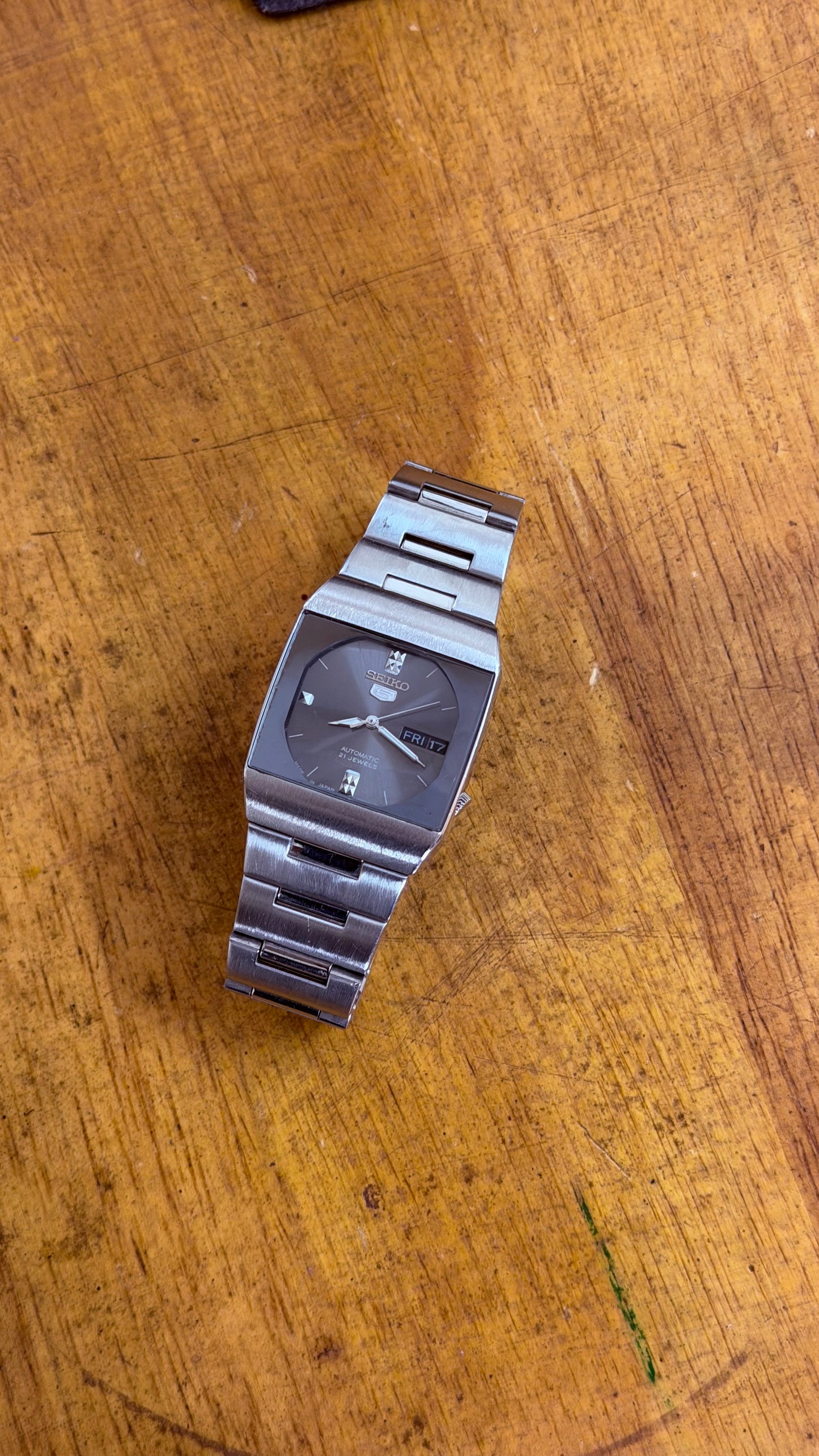 Preowned Vintage Seiko 5 Automatic