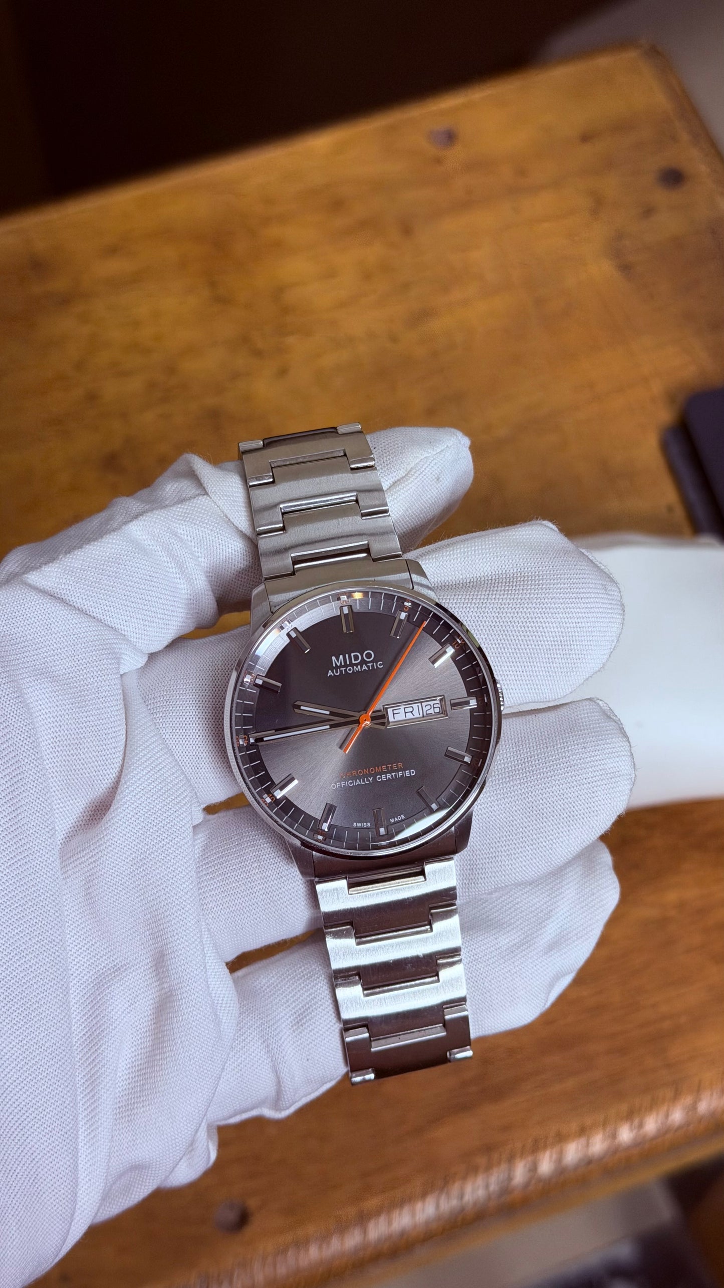 Pre Owned Mido Commander - Automatic