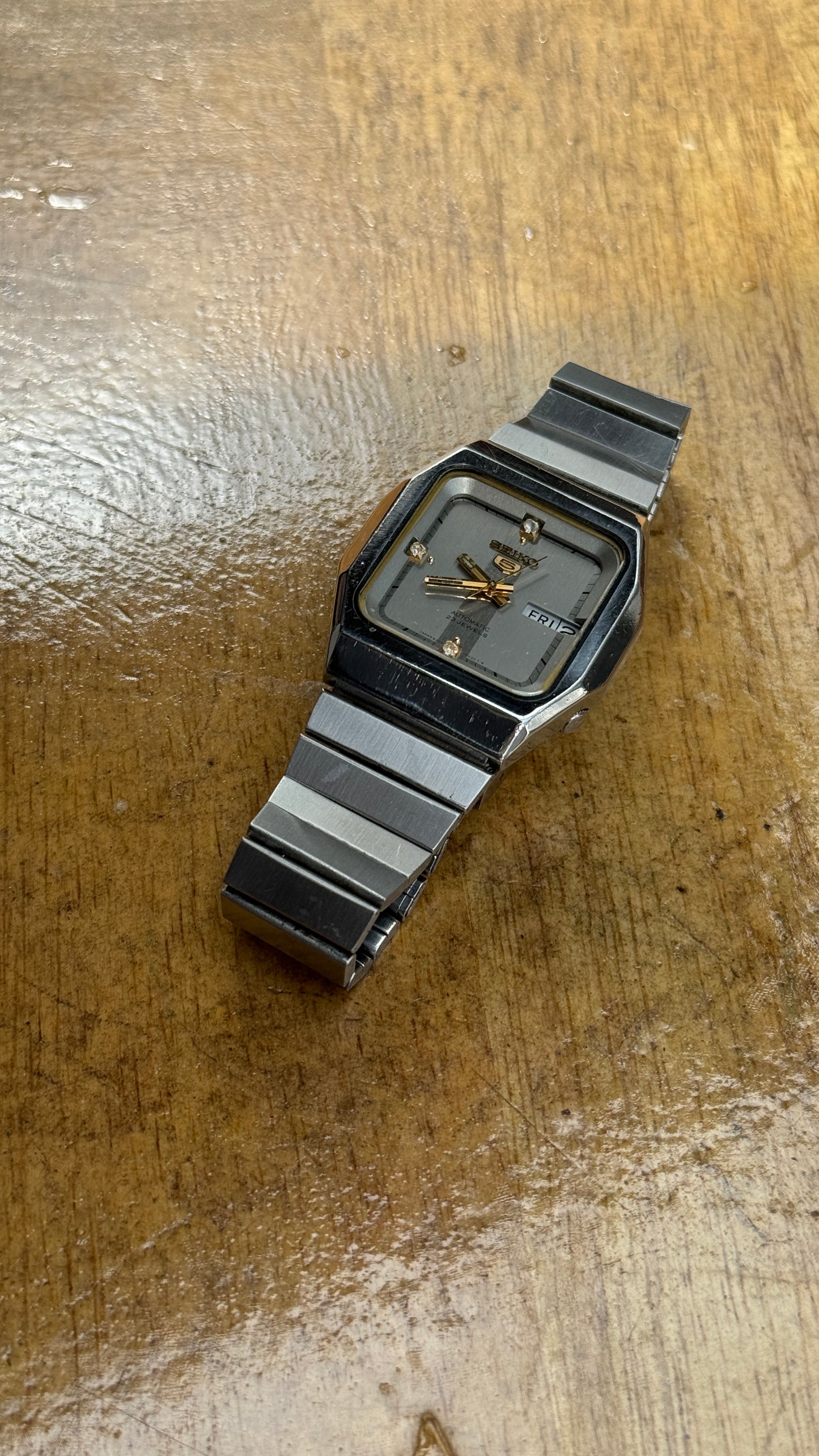 Pre Owned Vintage Seiko 5 Automatic (1980s)