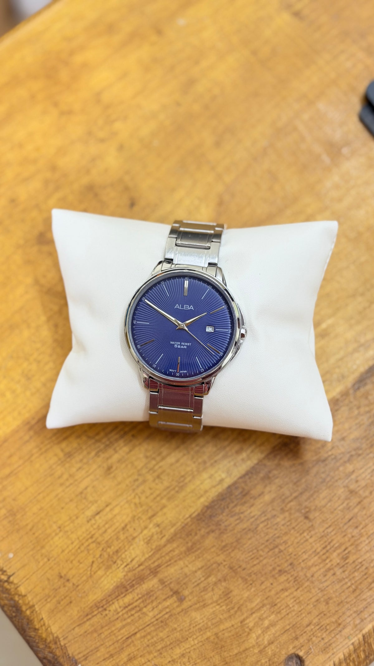 PreOwned Alba Quartz Watch