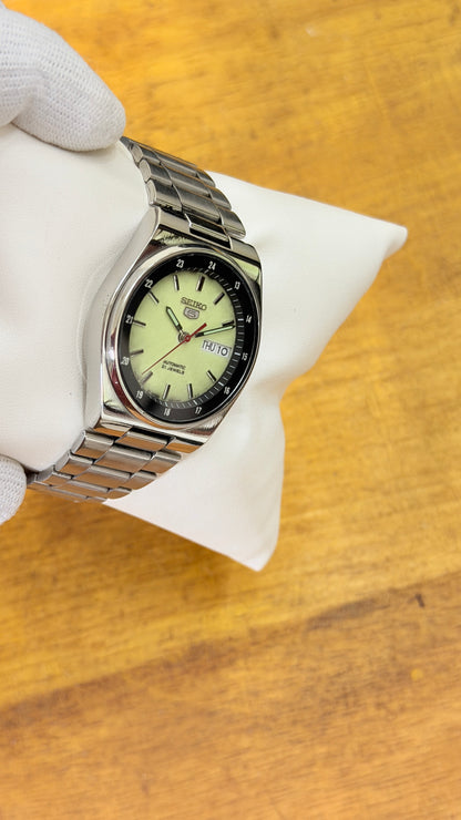 Preowned Seiko 5 Automatic