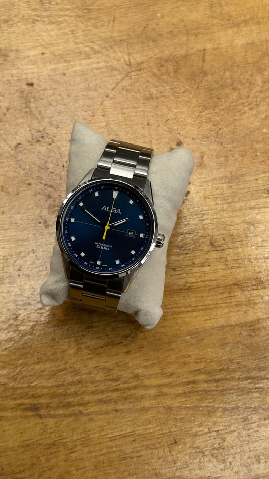PreOwned Alba Quartz Watch