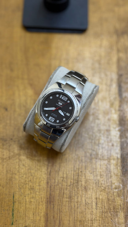 Pre Owned Vintage Seiko 5 Superior Watch