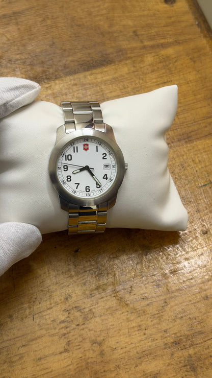 Pre Owned Swiss Military Victorinox Officer’s Field Watch