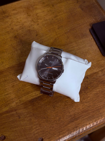Pre Owned Mido Commander - Automatic
