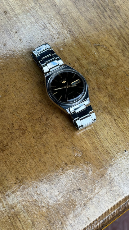 Pre Owned Vintage Seiko 5 Automatic (1980s)