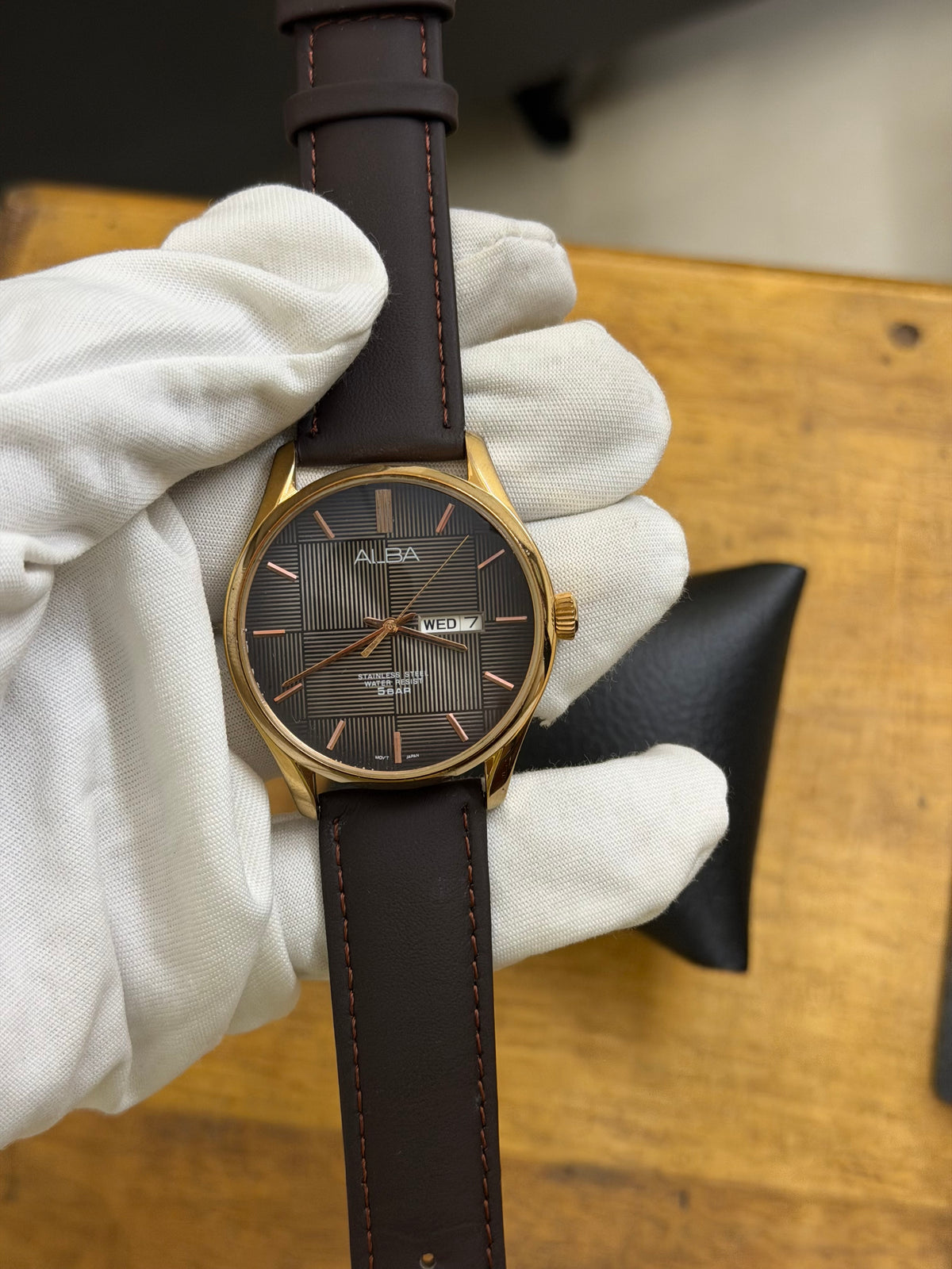 PreOwned Alba Quartz Watch