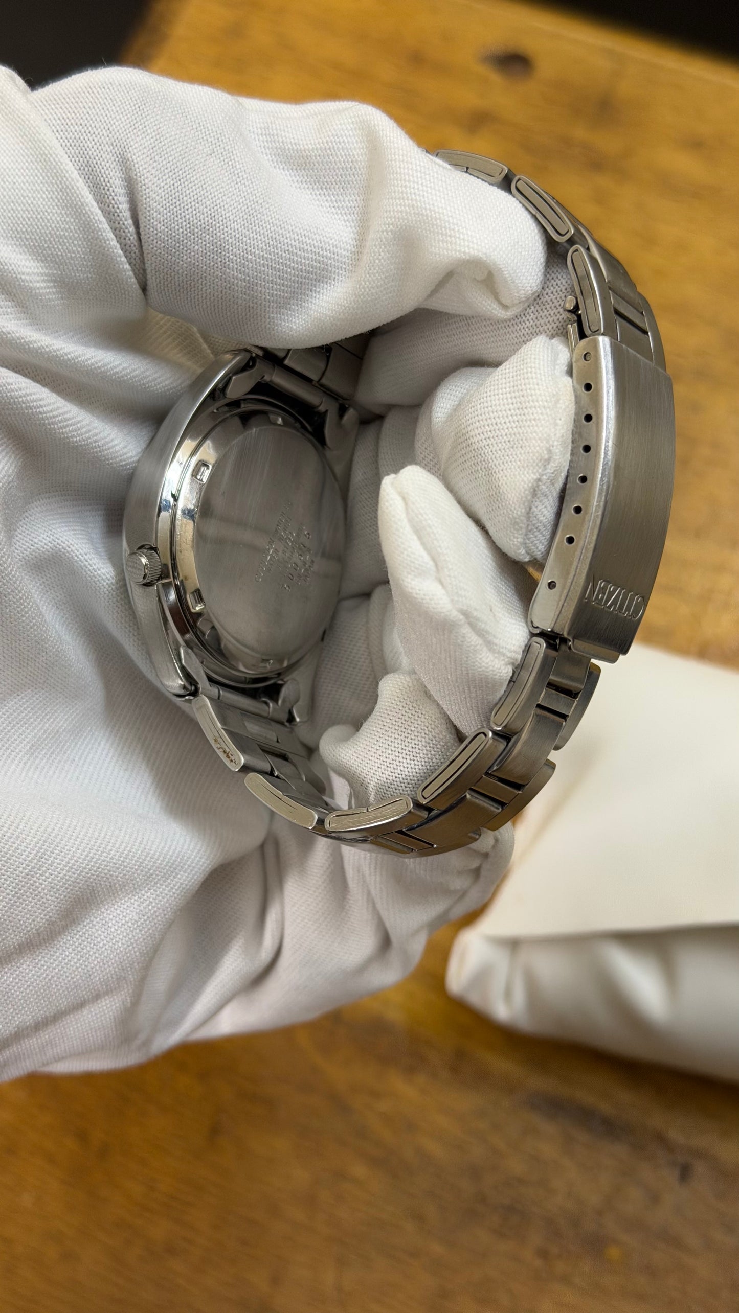 Pre Owned vintage Citizen Automatic (1980s)
