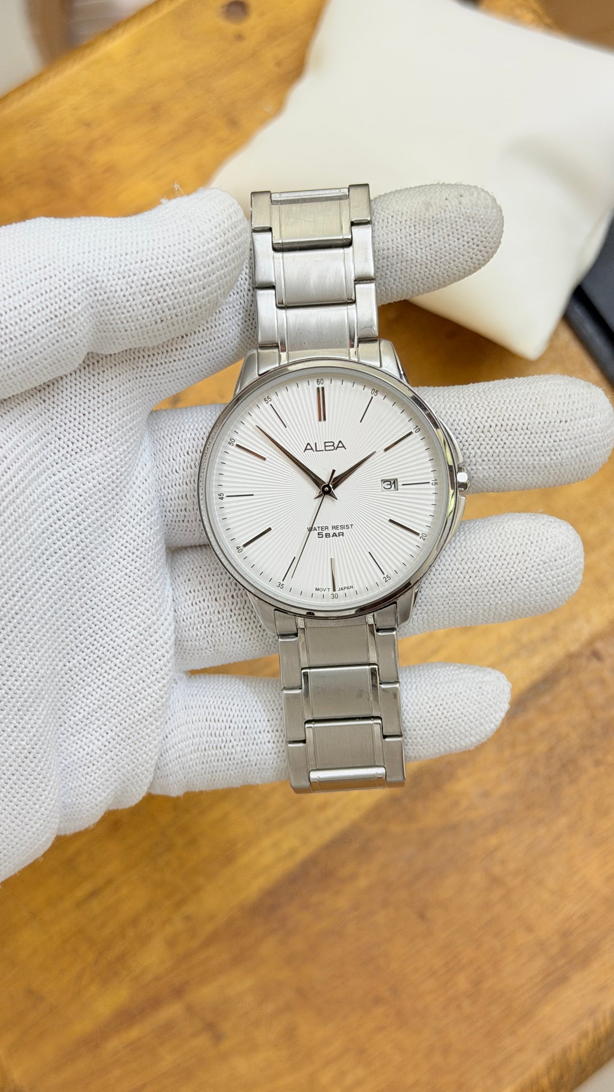 PreOwned Alba Quartz Watch