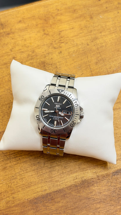 Pre Owned Seiko 5 Sports Automatic