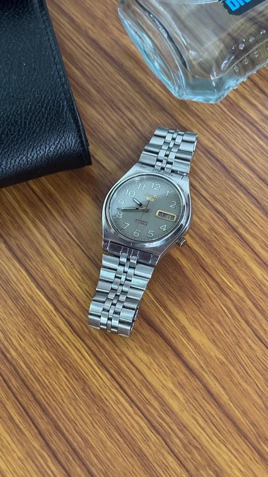 Pre Owned Vintage Seiko 5 Automatic