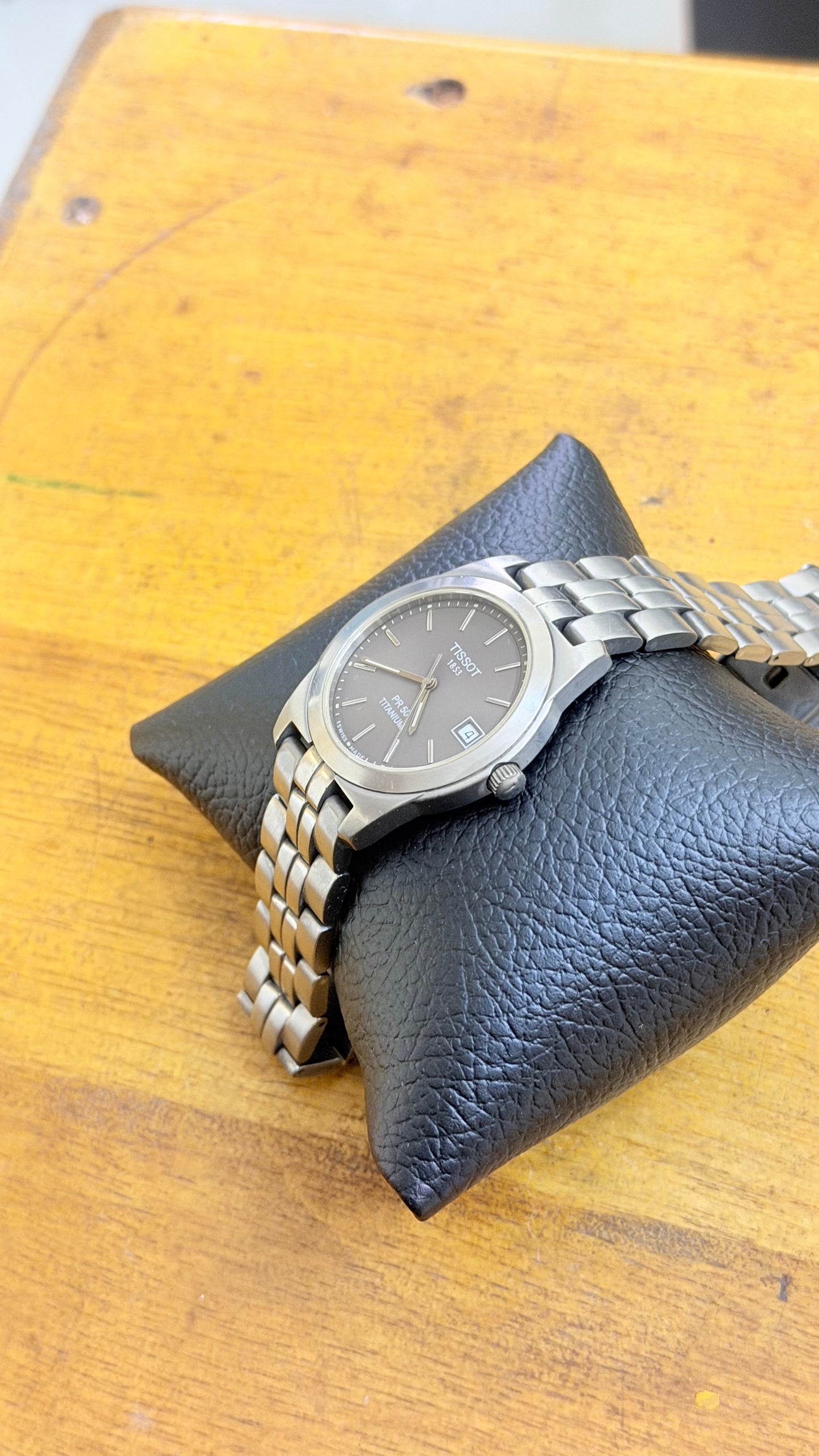 Pre Owned Tissot Titanium Quartz Watch