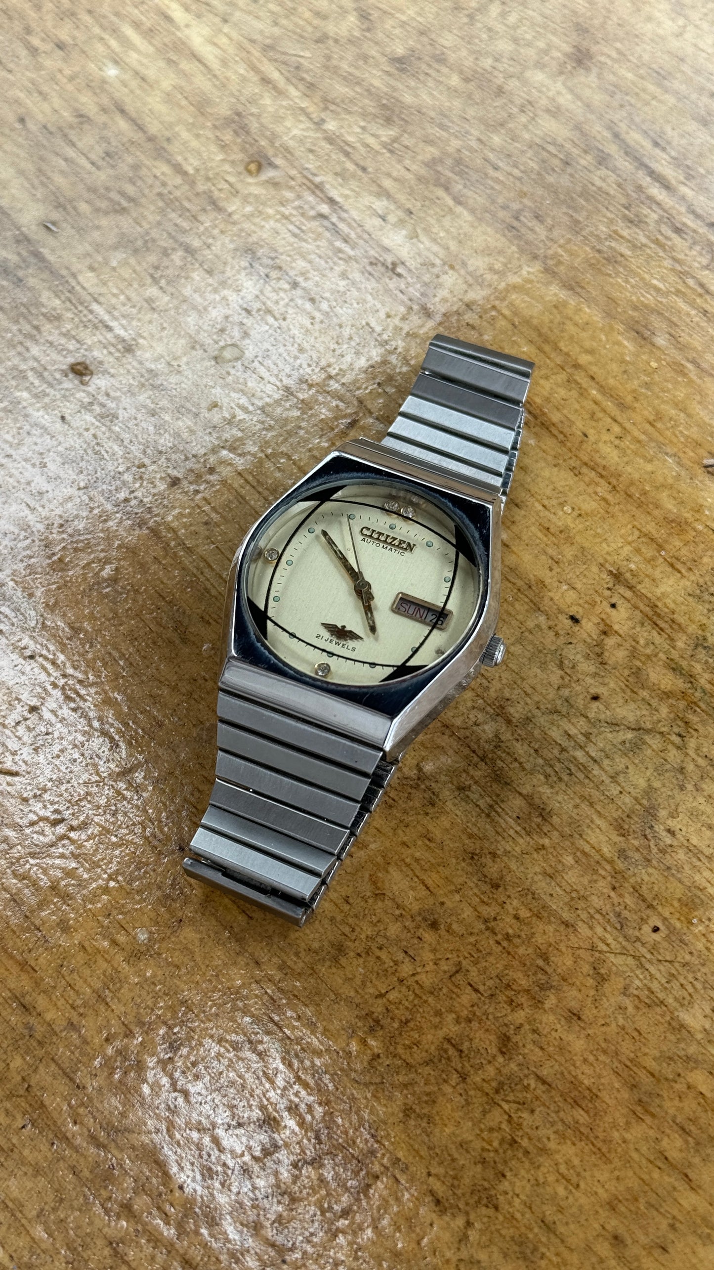 Vintage Citizen Automatic Watch - 8200 Calibre