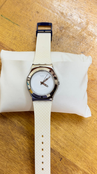 Pre Owned Swatch unisex Quartz Watch