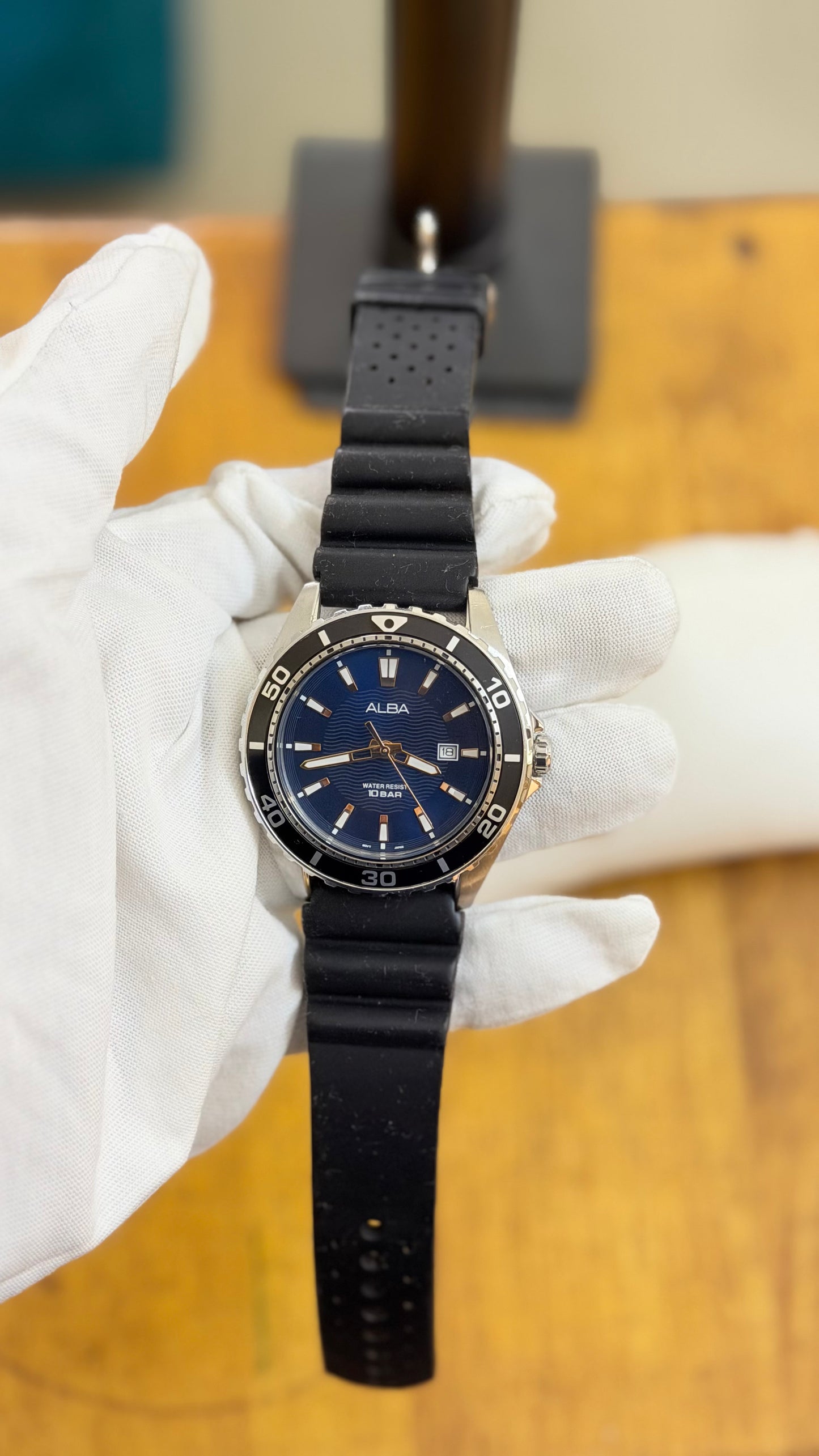 Pre Owned Alba Watch