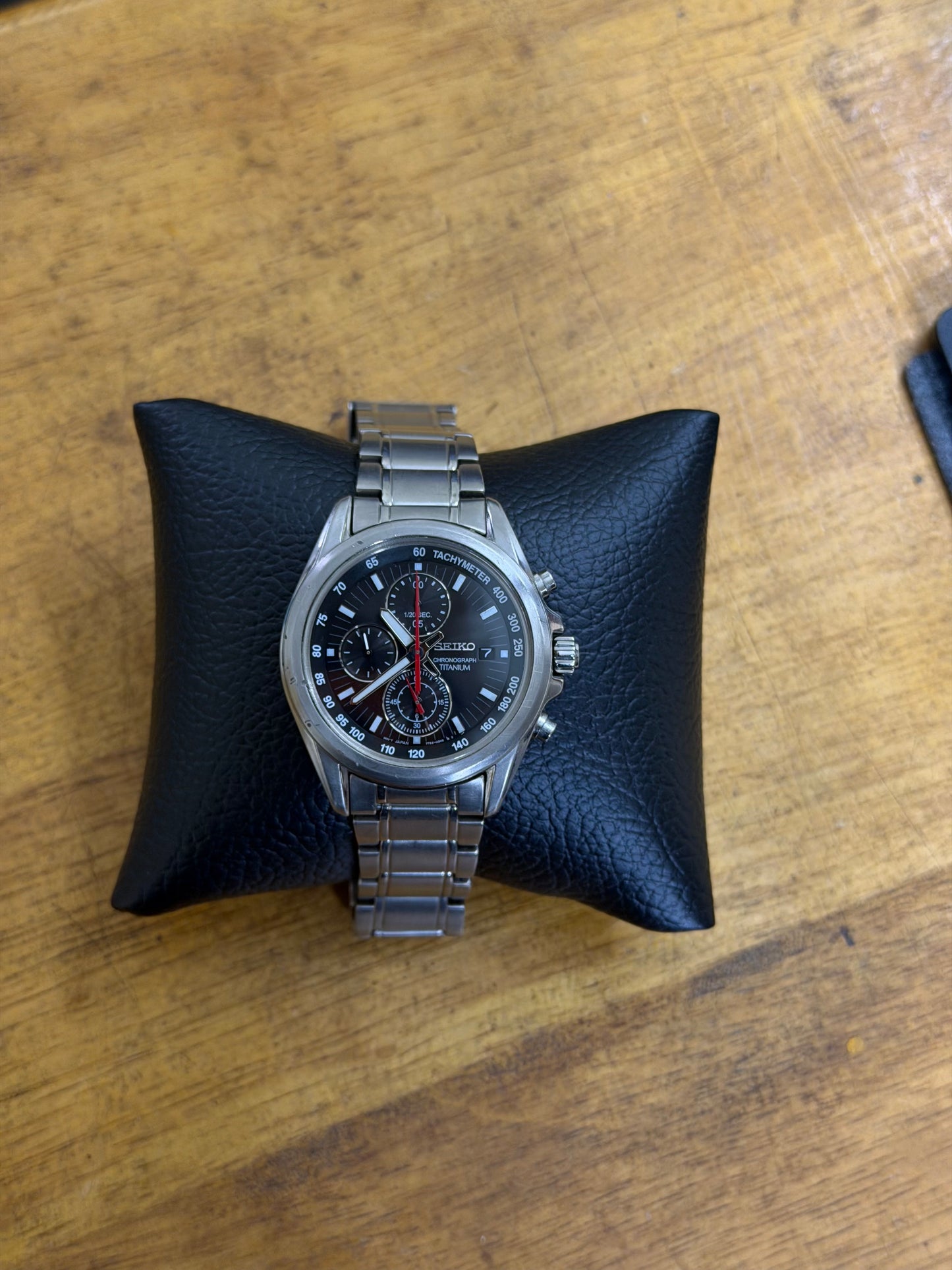 Pre Owned Seiko Chronograph Titanium