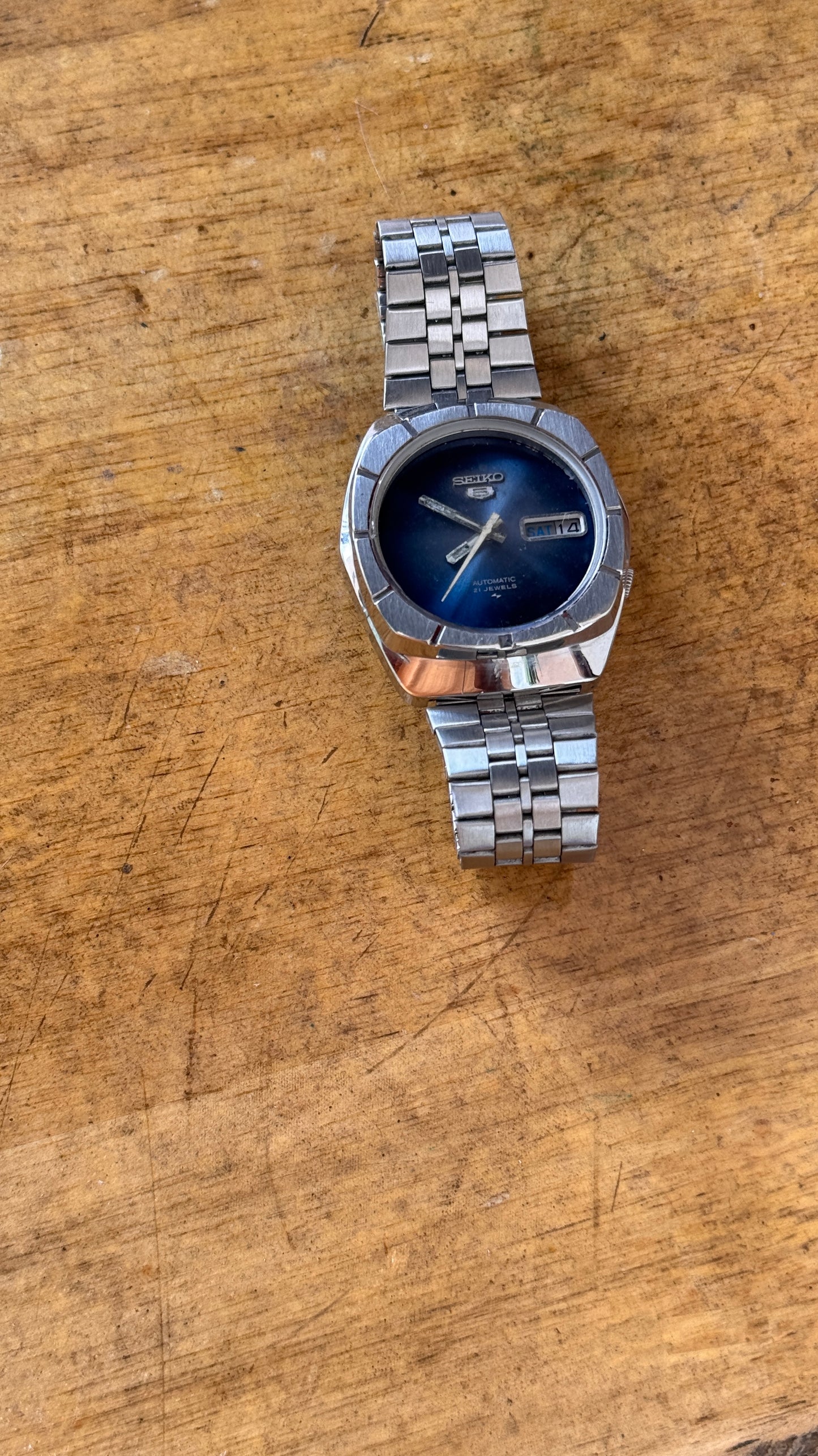 Pre Owned Vintage Seiko 5 Automatic-1980s