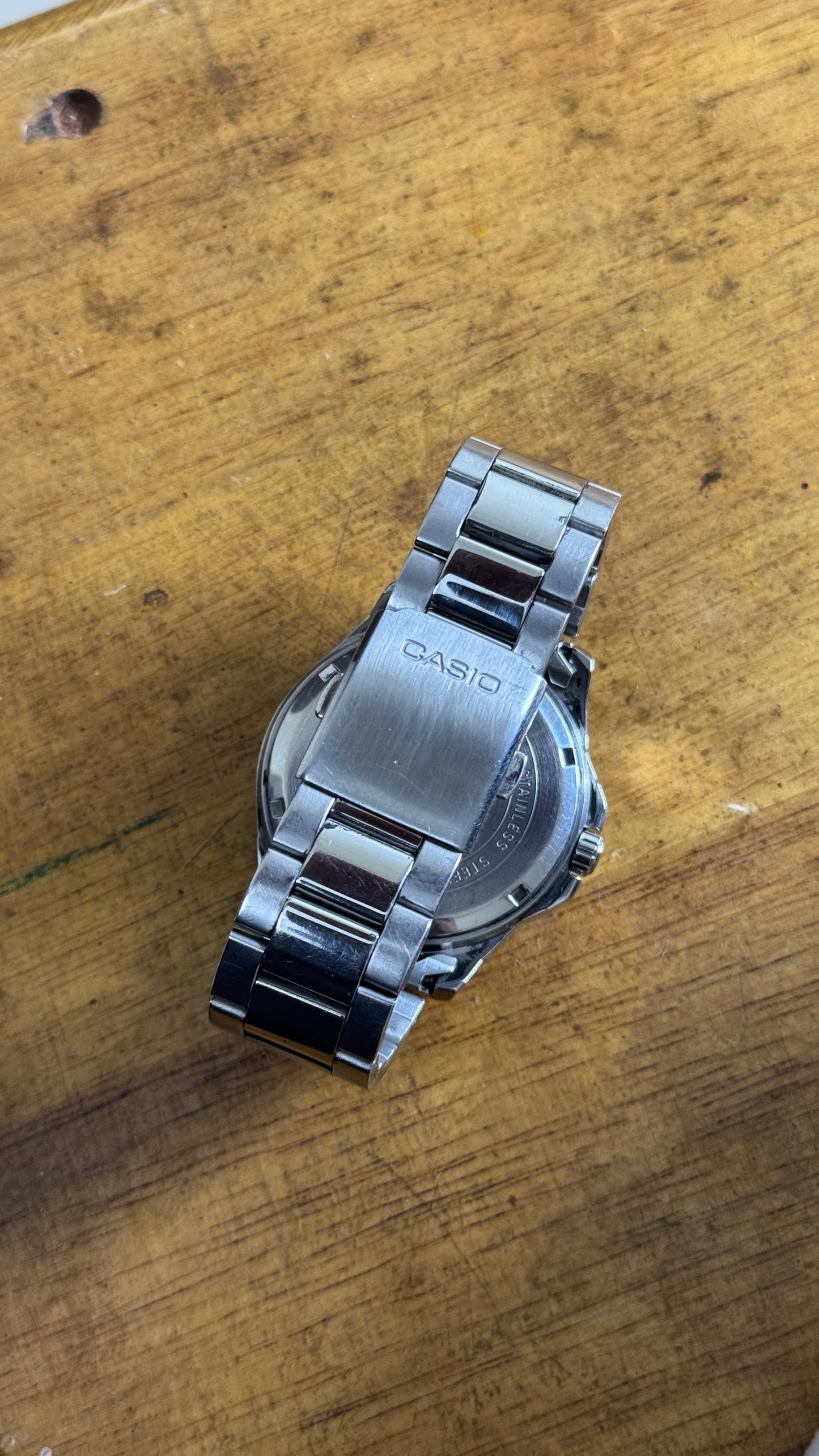 Pre Owned Casio Quartz Watch
